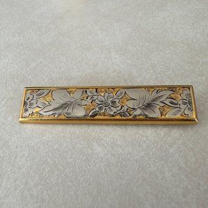 1930s vintage gold plated silver tone engraved floral bar pin brooch